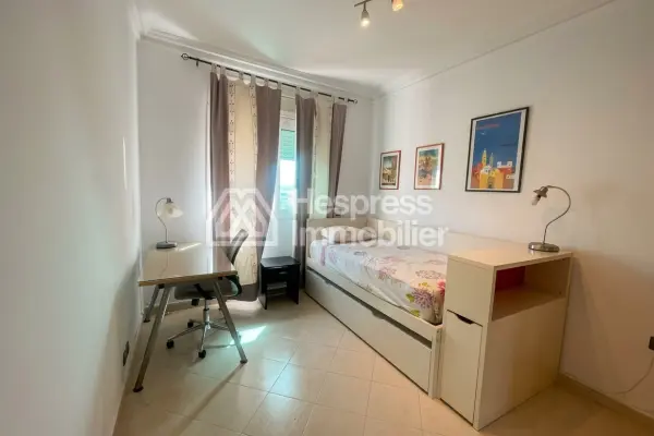 Appartement a louer a Mershan Tanger avec Terrasse et Parking