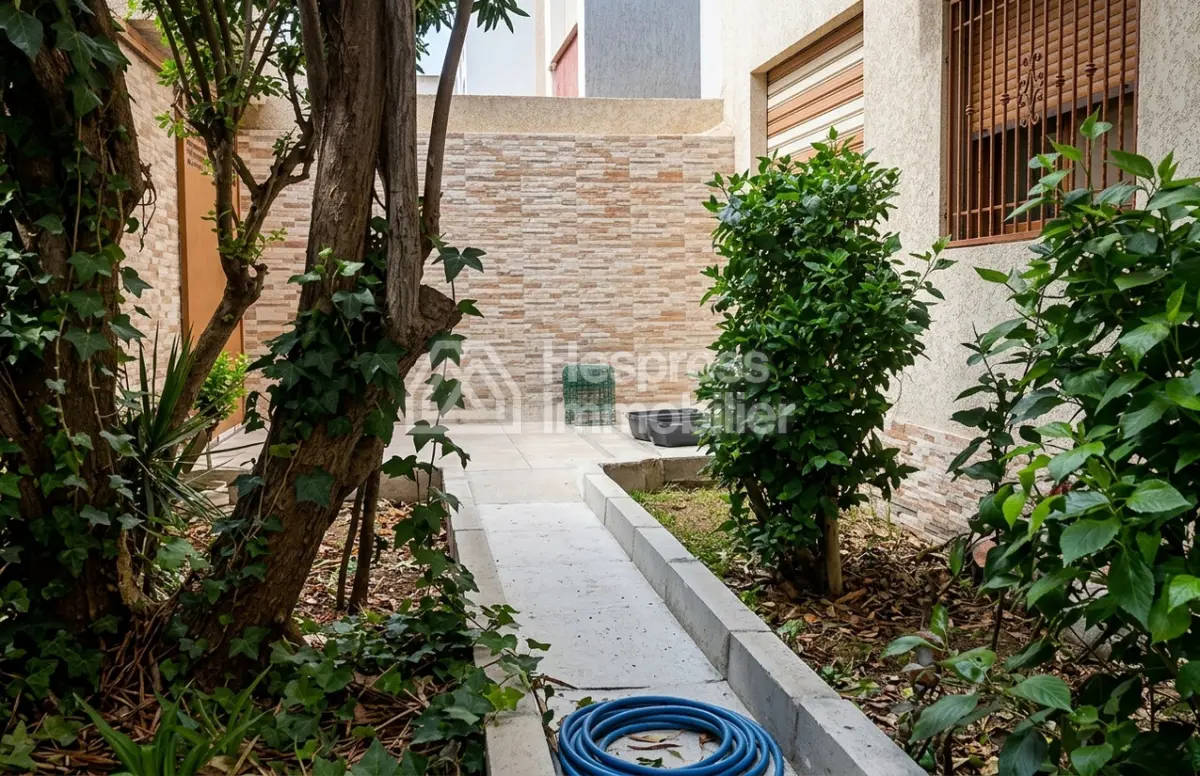 House for sale in Tangier Plaza Toros area, building zone