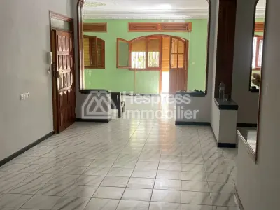 House for sale in Tangier Plaza Toros area, building zone