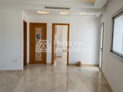Beautiful new duplex with terrace for rent in the Iberia district, 340m² in area