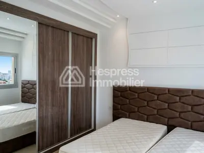 Beautiful new duplex with terrace for rent in the Iberia district, 340m² in area