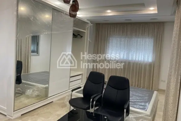 Magnifique duplex neuf avec terrasse a louer quartier iberia surface 340m²