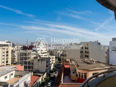Apartment for rent with terrace, 124m² area, located on Rue de Fes