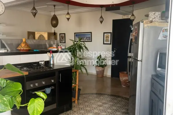 Apartment for rent with terrace, 124m² area, located on Rue de Fes