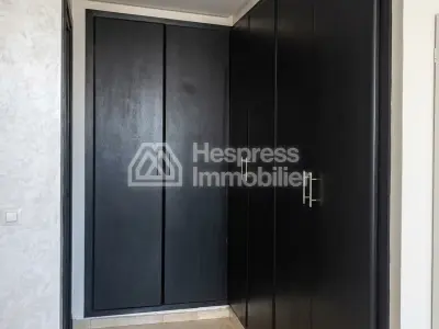 Apartment for rent with terrace, 124m² area, located on Rue de Fes