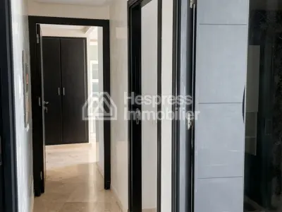 Apartment for rent with terrace, 124m² area, located on Rue de Fes