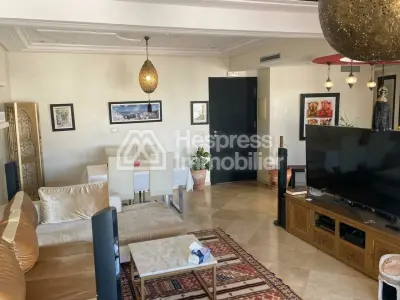 Apartment for rent with terrace, 124m² area, located on Rue de Fes