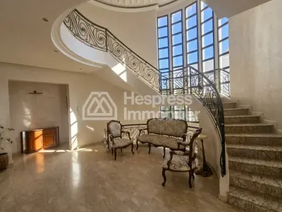Villa a tanger en vente quartier residentiel surface 574 m²