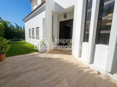 Villa a tanger en vente quartier residentiel surface 574 m²