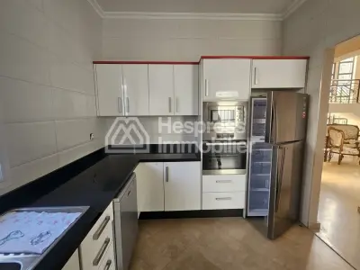 Villa a tanger en vente quartier residentiel surface 574 m²