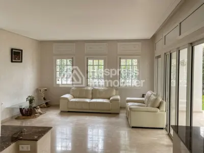 Villa a tanger en vente quartier residentiel surface 574 m²
