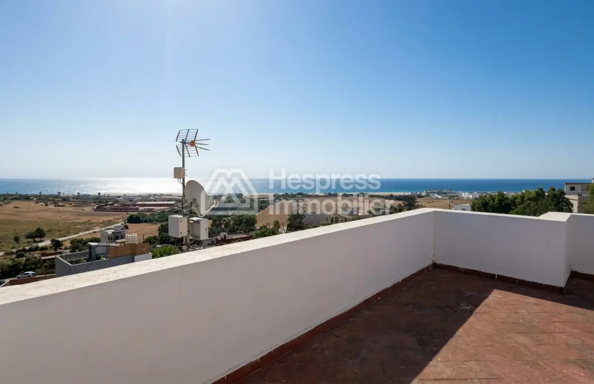 A louer magnifique villa a tanger avec piscine