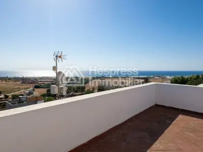 A louer magnifique villa a tanger avec piscine