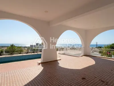 A louer magnifique villa a tanger avec piscine