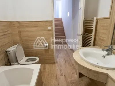 A louer magnifique villa a tanger avec piscine