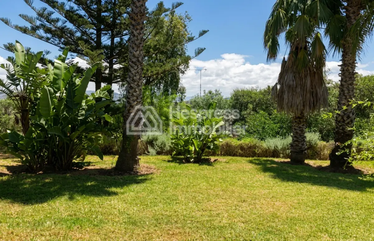 Magnificent villa for sale in Tangier surface area 2480 m²