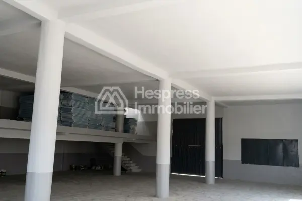 Commercial premises for rent in Gzenaya, area 1150 m²