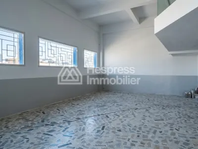 Commercial premises for rent in Gzenaya, area 1150 m²