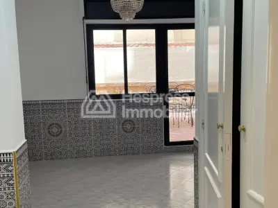 Appartement avec terrasse a louer quartier administratif surface 280m²