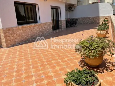 Appartement avec terrasse a louer quartier administratif surface 280m²