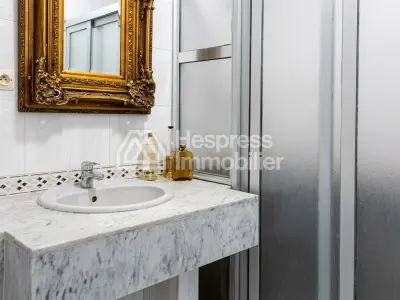 Appartement avec terrasse a louer quartier administratif surface 280m²