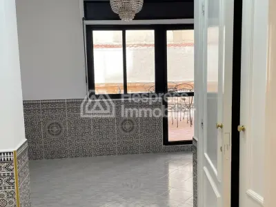 Appartement avec terrasse a louer quartier administratif surface 280m²