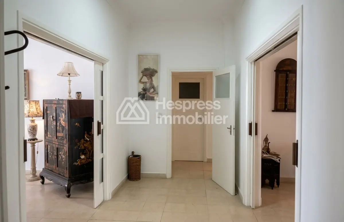 Apartment for sale in Tangier 200m² area, city center location