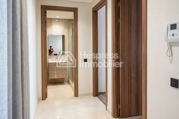 New apartment with garage space & close to the TGV station