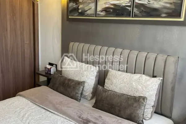 New apartment with garage space & close to the TGV station