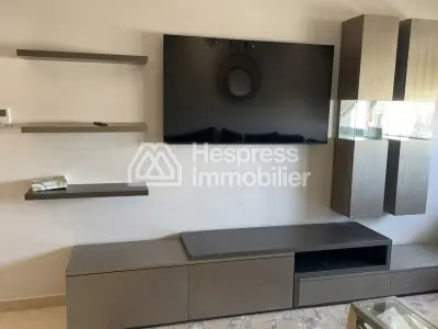 New apartment with garage space & close to the TGV station