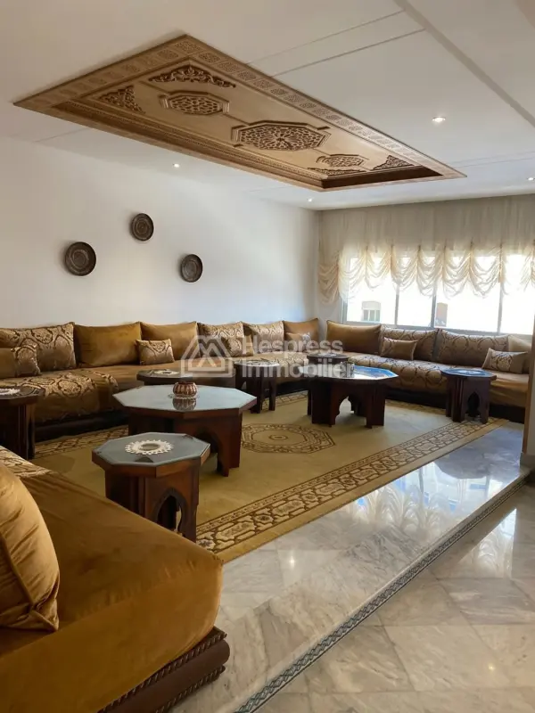 Beautiful apartment for rent – ​​Located in the Iberia district, in the center of Tangier – Area 304m²