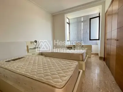 شقة مطلة على البحر للبيع في كاب سبارتيل، مساحتها 173 متر مربع طنجة رقم المرجع / vtaa46923