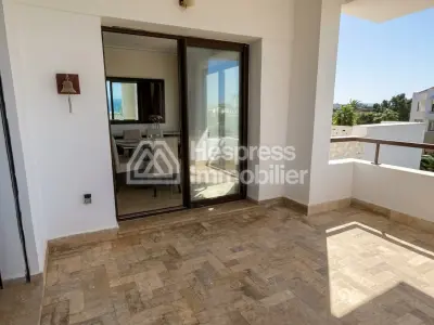 شقة مطلة على البحر للبيع في كاب سبارتيل، مساحتها 173 متر مربع طنجة رقم المرجع / vtaa46923