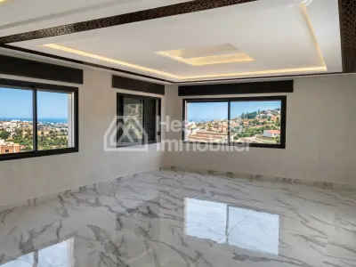 New villa for rent with garden and swimming pool, 580 m² surface area