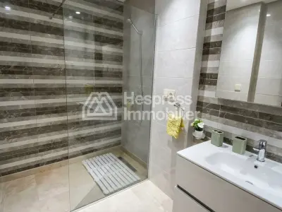 New apartment for rent in the Iberia district, 134 m² in size