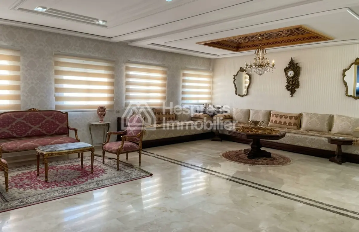 Apartment for rent, located in the Administratif district, 240m² area