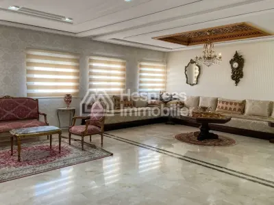 Apartment for rent, located in the Administratif district, 240m² area