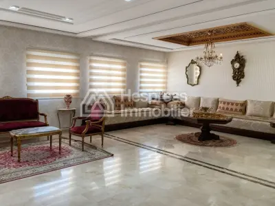 Apartment for rent, located in the Administratif district, 240m² area