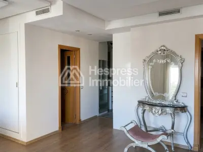 Apartment for rent, located in the Administratif district, 240m² area