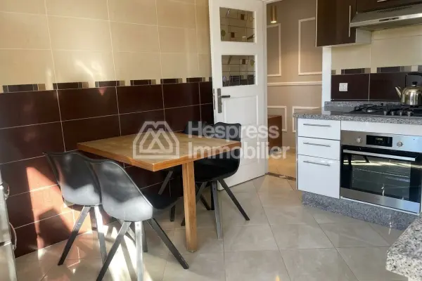 Appartement a louer quartier boubana golf surface 200m² avec jardin