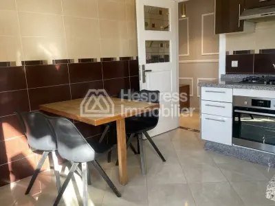 Appartement a louer quartier boubana golf surface 200m² avec jardin