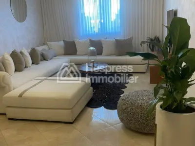 Appartement a louer quartier boubana golf surface 200m² avec jardin
