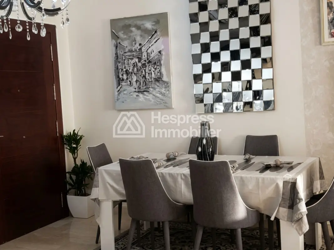 Apartment for sale in Tangier Iberia district, surface area 123m²
