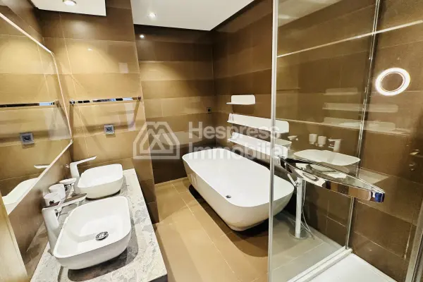 À louer – Splendide appartement de prestige à Hay Riad