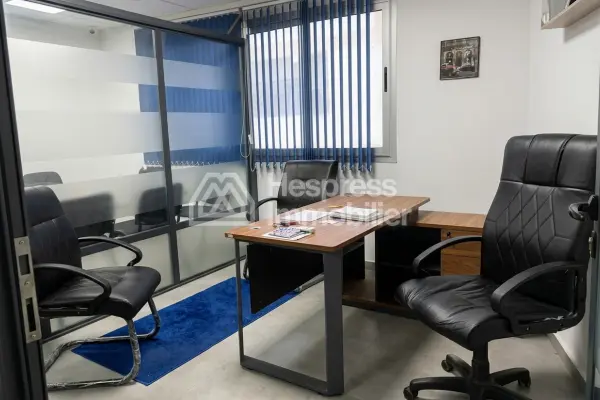 Office for rent in Tangier located in the Administratif district, 55 m², reference / ltaa926