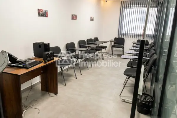 Office for rent in Tangier located in the Administratif district, 55 m², reference / ltaa926
