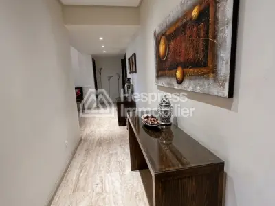 Apartment for sale located on Avenue Mohamed VI, near the beach, with a surface area of ​​95m².