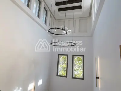 Villa a louer a Tangier surface 500m² situation golf