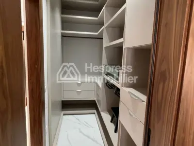 Villa a louer a Tangier surface 500m² situation golf