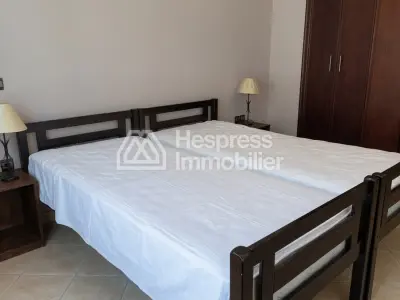 Apartment for rent with garage